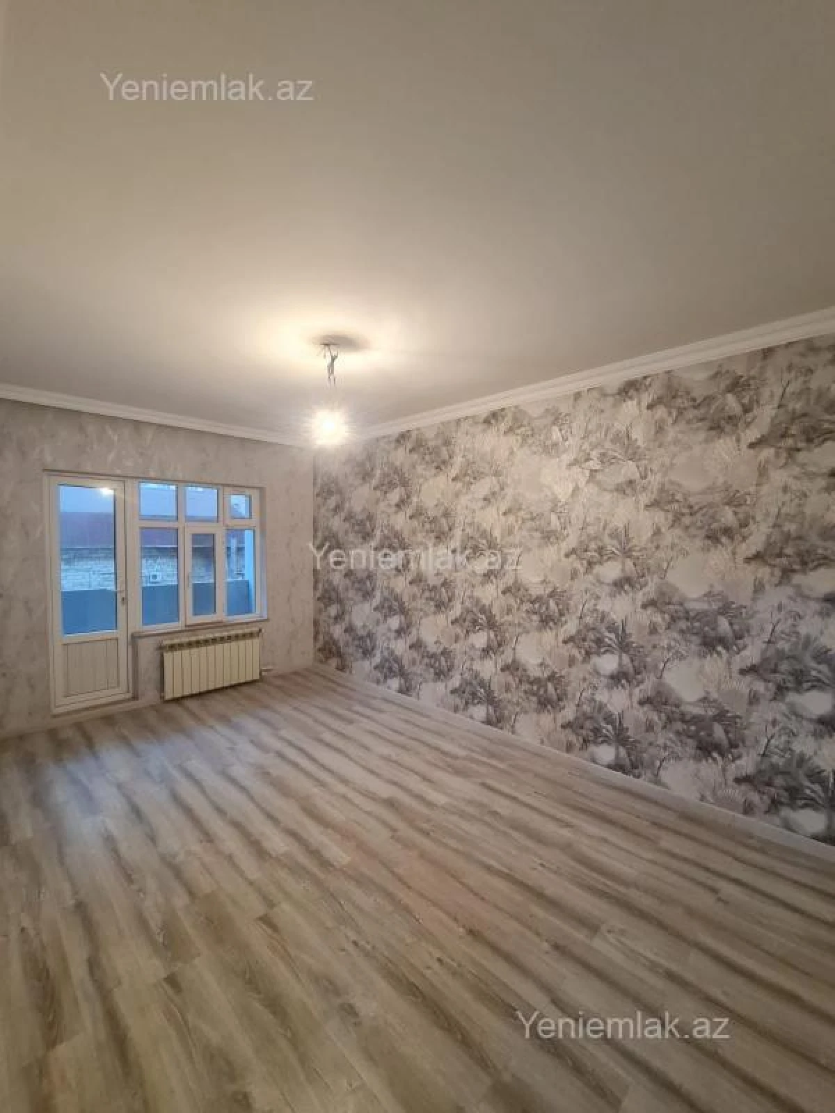 Satılır 4 otaqlı köhnə tikili 110 m²