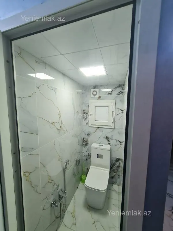 Satılır 4 otaqlı köhnə tikili 110 m²