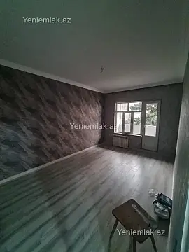 Satılır 4 otaqlı köhnə tikili 110 m²