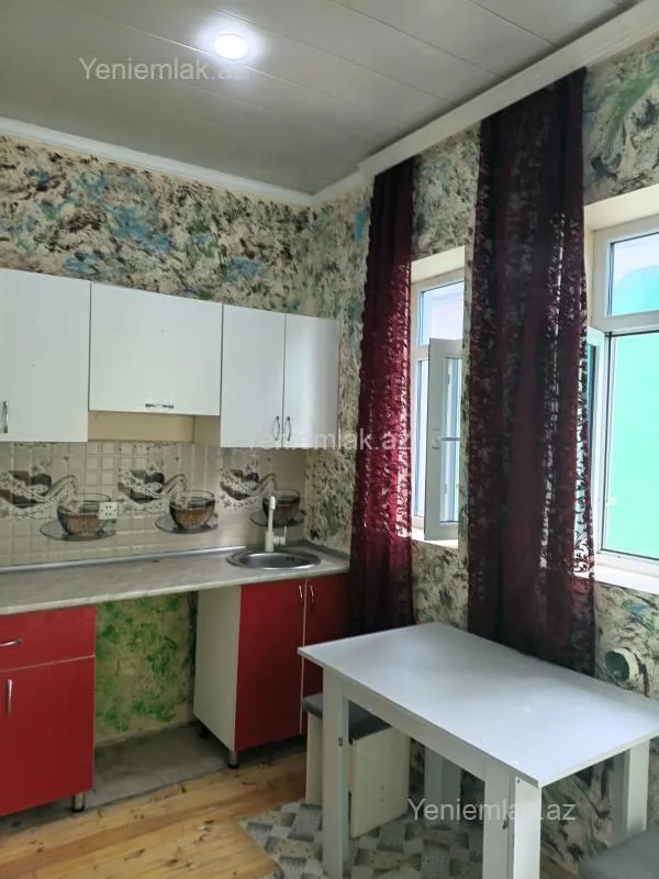 Satılır 2 otaqlı həyət evi 38 m²