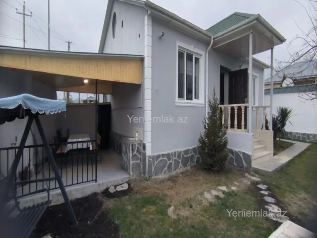 Satılır 3 otaqlı həyət evi 120 m²