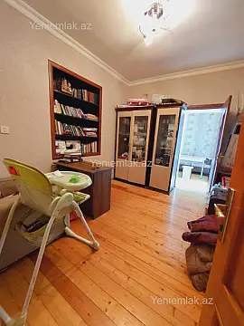 Satılır 5 otaqlı həyət evi 120 m²