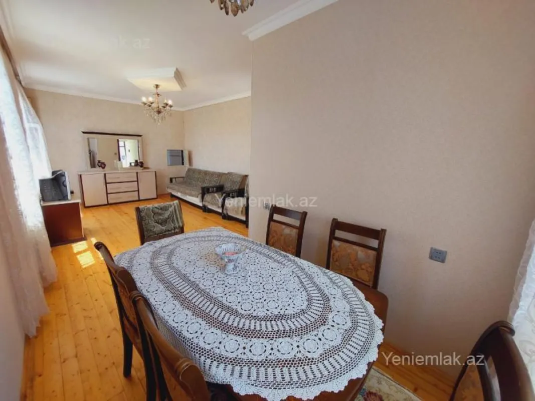 Satılır 5 otaqlı həyət evi 120 m²