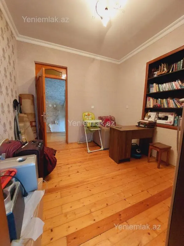 Satılır 5 otaqlı həyət evi 120 m²