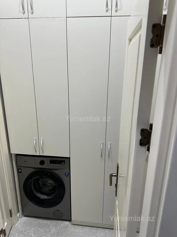 Satılır 1 otaqlı köhnə tikili 42 m²