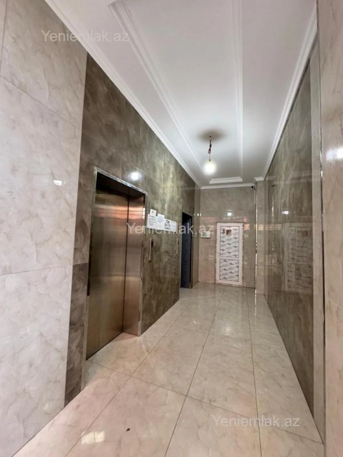 Satılır 2 otaqlı yeni tikili 81 m²