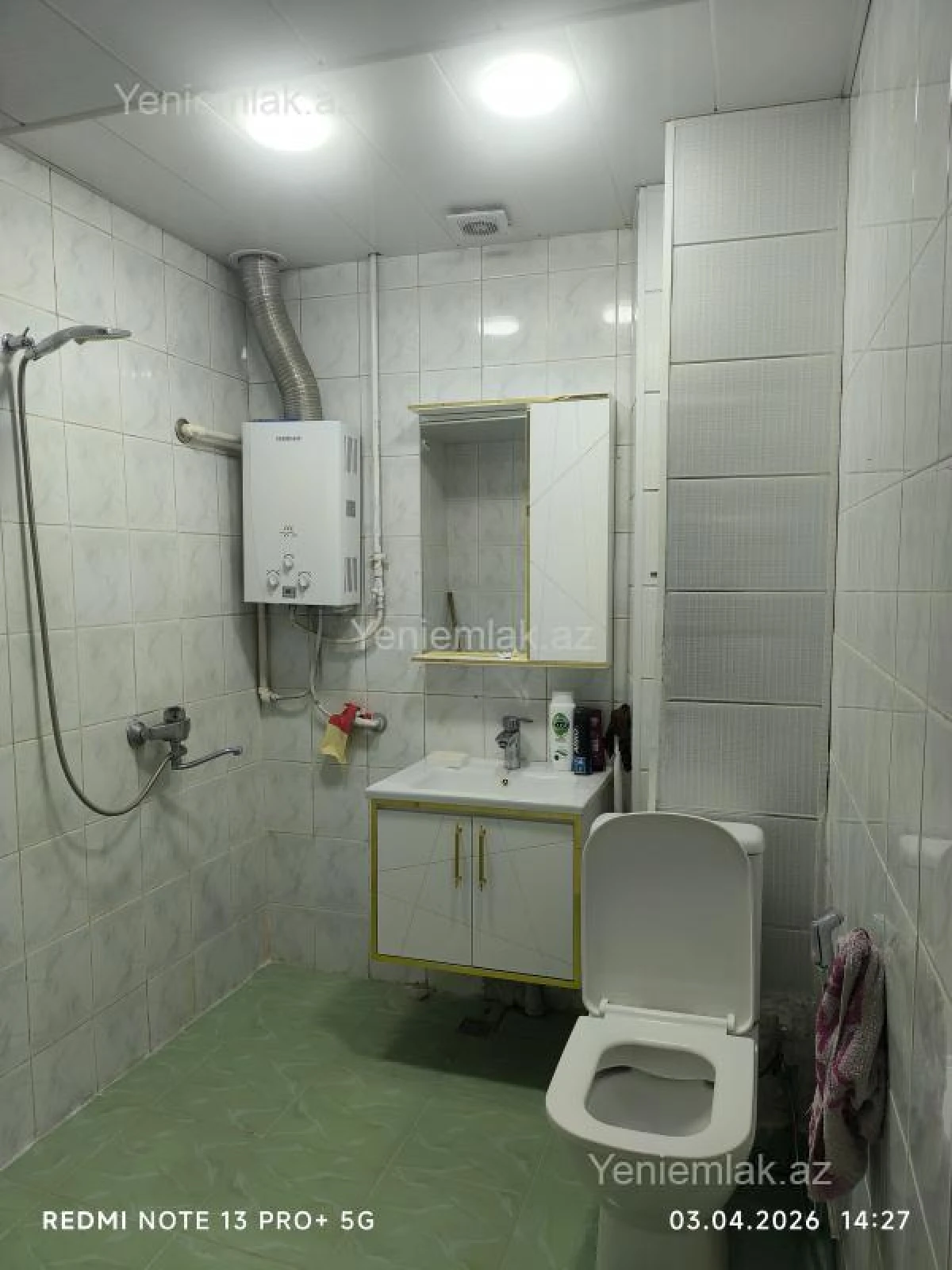 Satılır 2 otaqlı köhnə tikili 60 m²