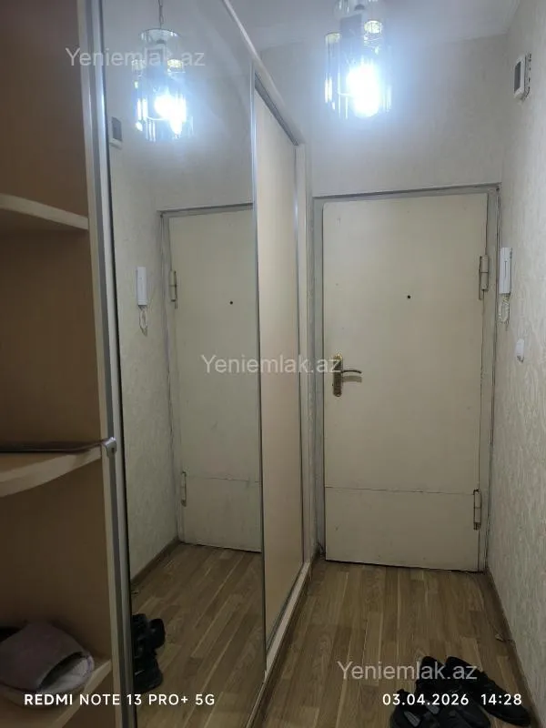 Satılır 2 otaqlı köhnə tikili 60 m²