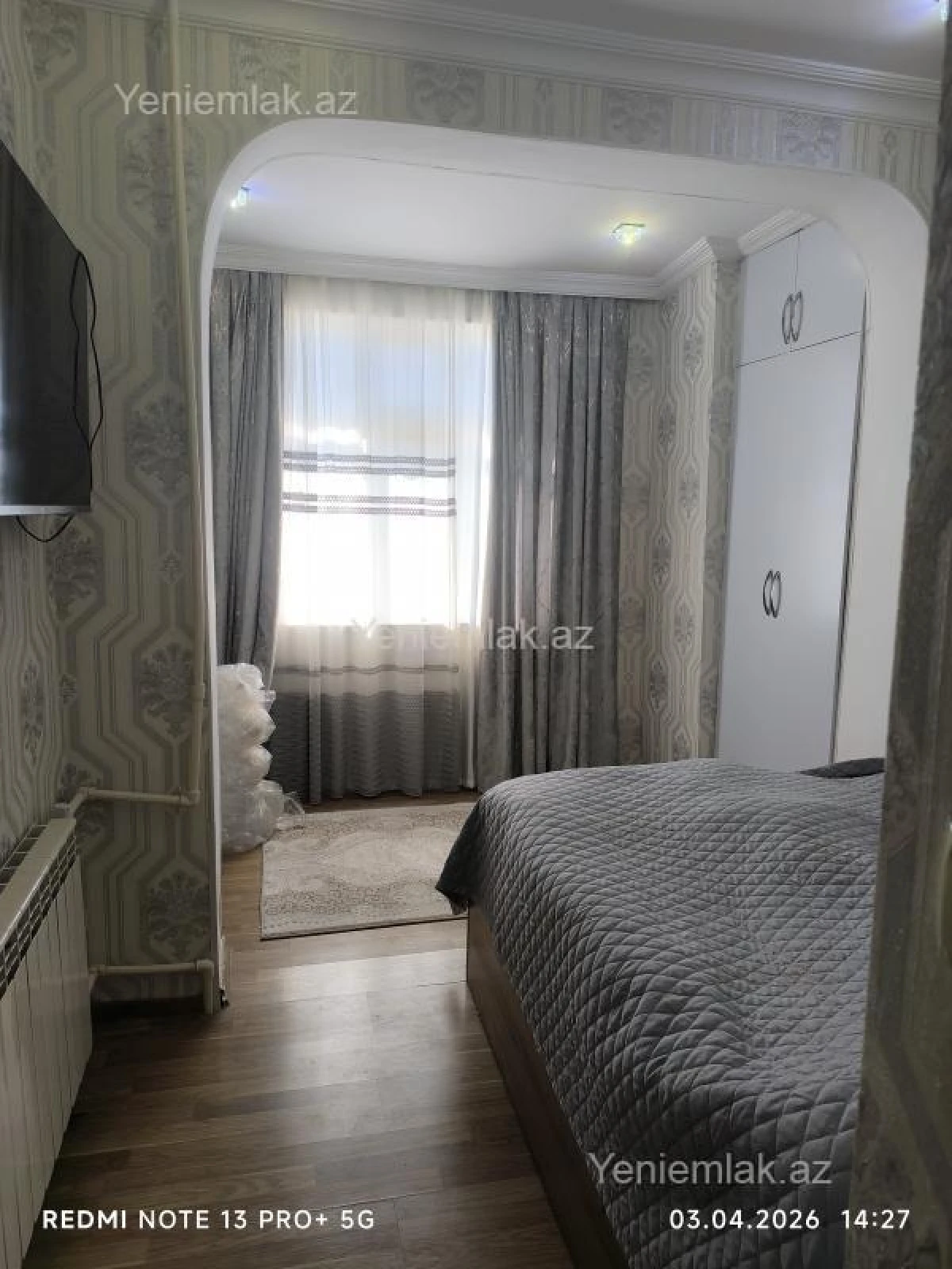 Satılır 2 otaqlı köhnə tikili 60 m²