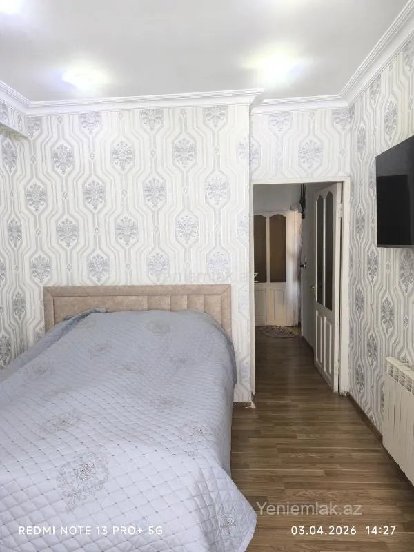 Satılır 2 otaqlı köhnə tikili 60 m²