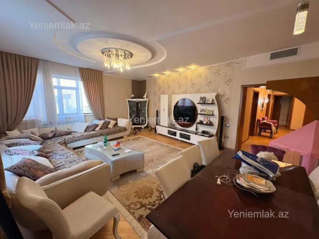 Satılır 4 otaqlı yeni tikili 170 m²