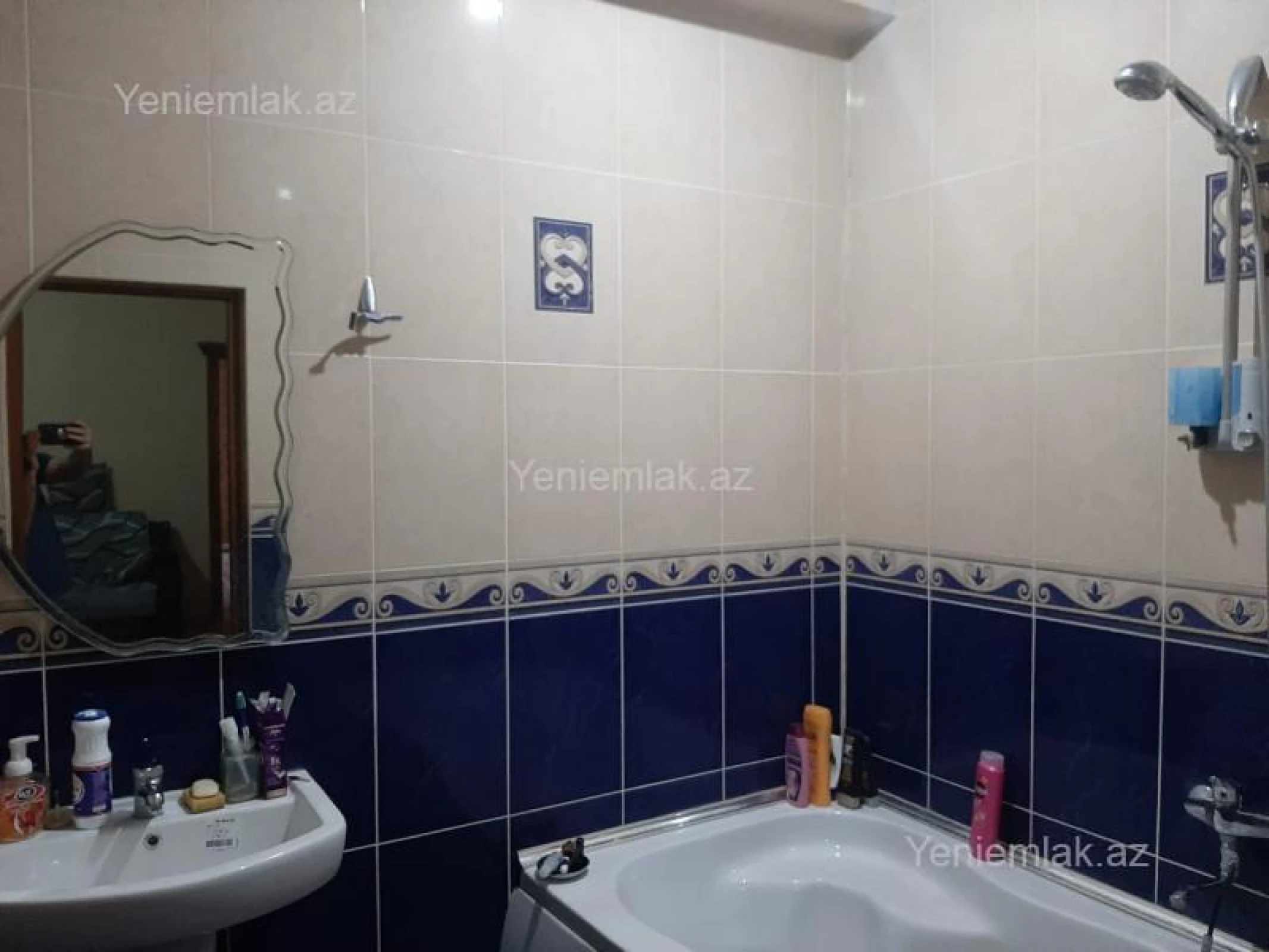 Satılır 4 otaqlı yeni tikili 150 m²