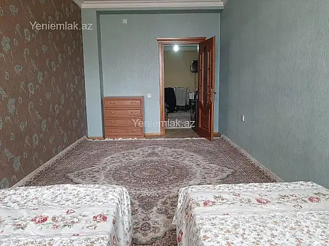 Satılır 4 otaqlı yeni tikili 150 m²