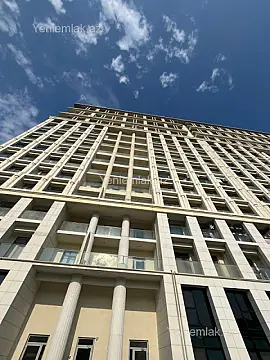 Satılır 1 otaqlı yeni tikili 71 m²