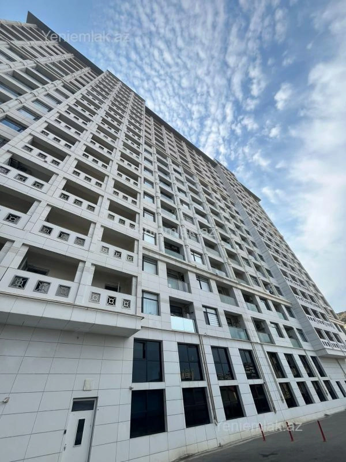 Satılır 1 otaqlı yeni tikili 71 m²