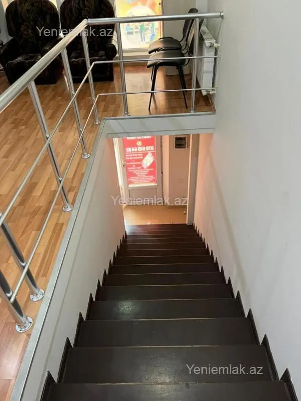 Satılır 3 otaqlı ofis 92 m²