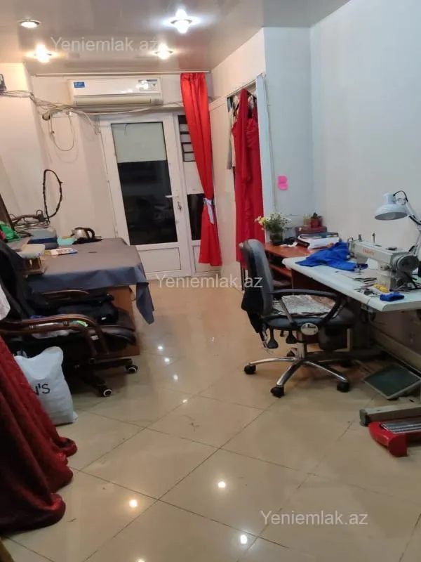 Satılır 3 otaqlı ofis 92 m²