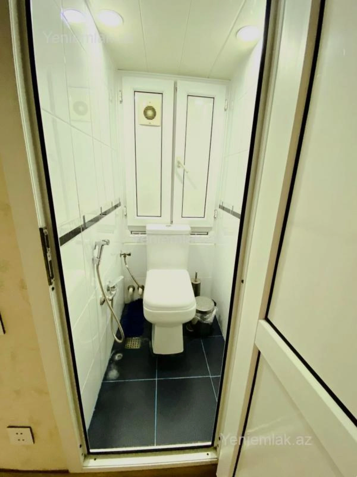 Satılır 3 otaqlı köhnə tikili 90 m²