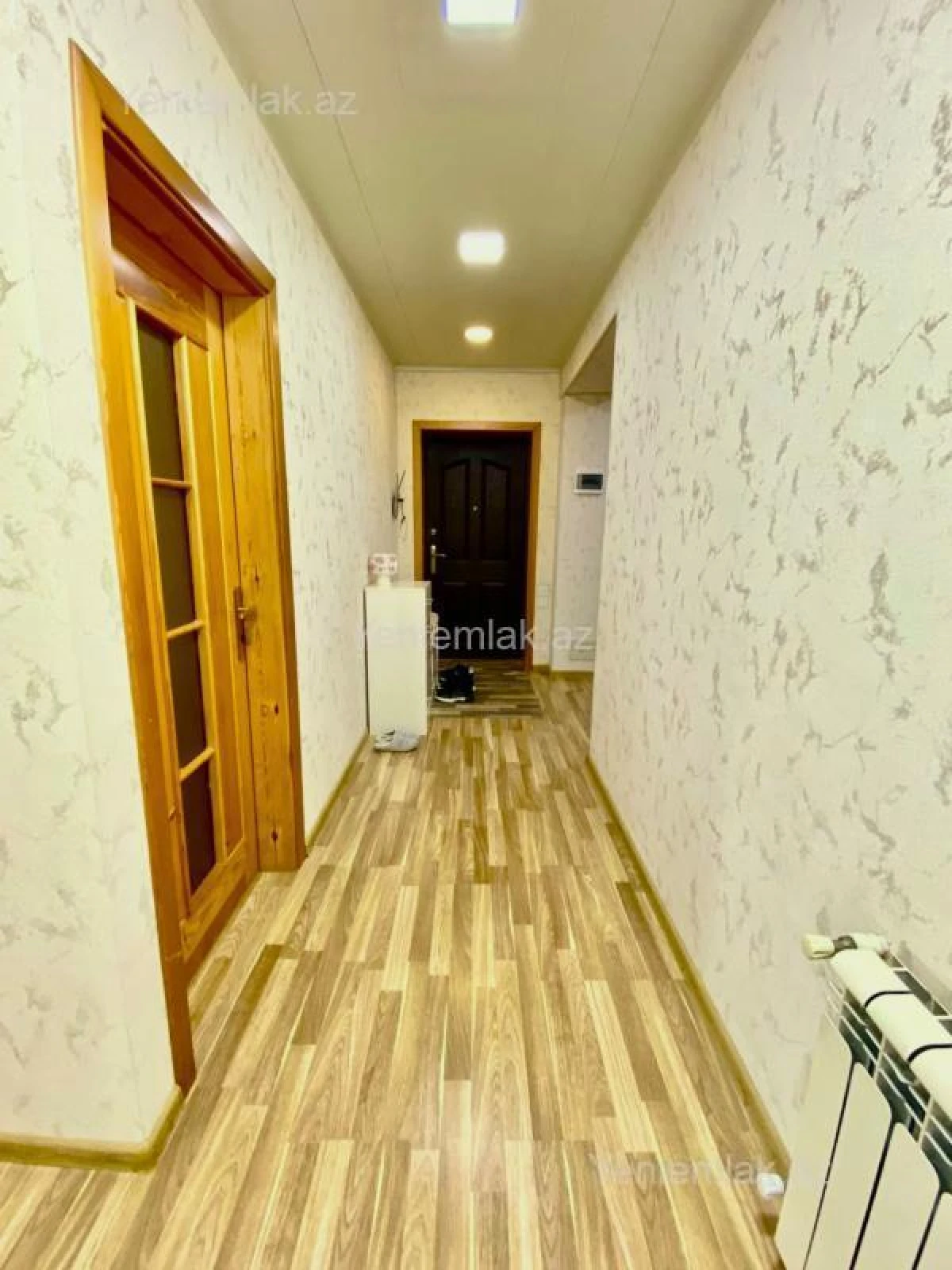 Satılır 3 otaqlı köhnə tikili 90 m²