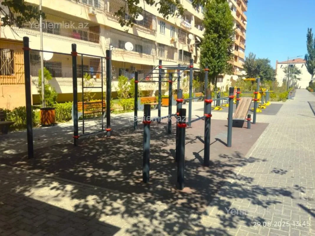 Satılır 3 otaqlı köhnə tikili 90 m²