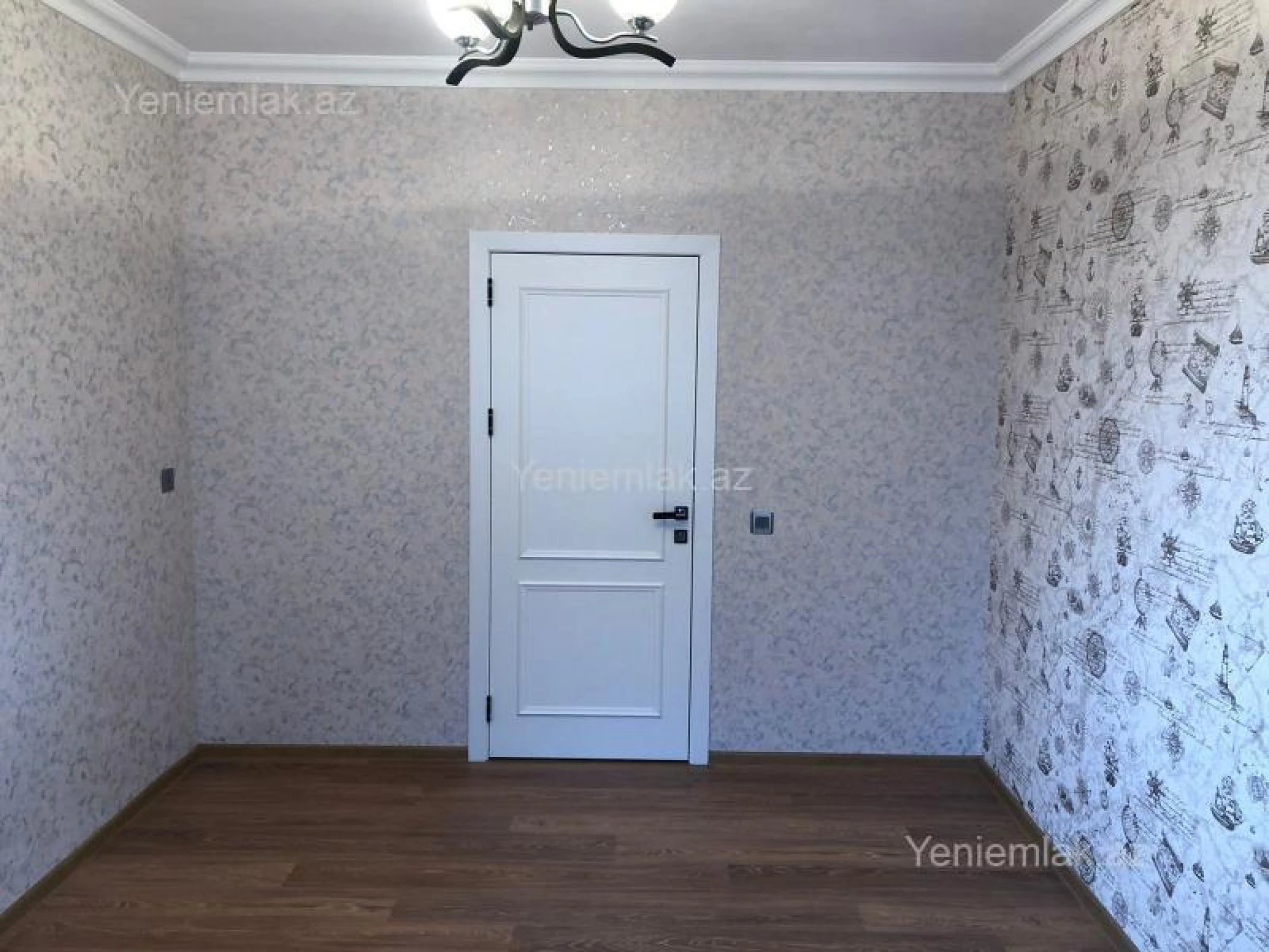Satılır 3 otaqlı köhnə tikili 90 m²