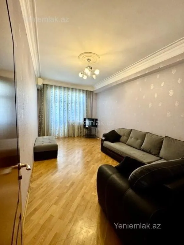 Satılır 4 otaqlı yeni tikili 185 m²