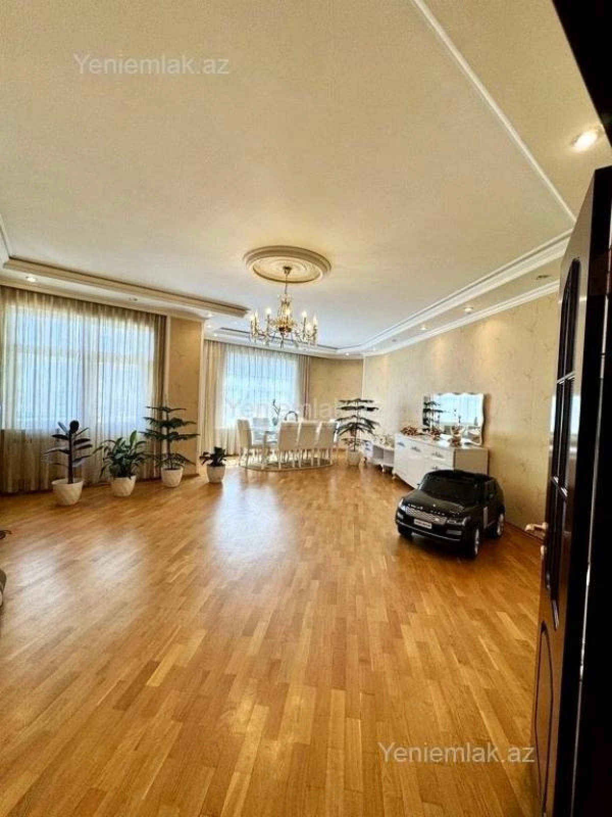 Satılır 4 otaqlı yeni tikili 185 m²