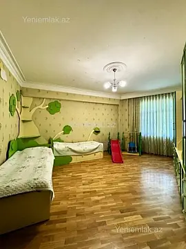 Satılır 4 otaqlı yeni tikili 185 m²