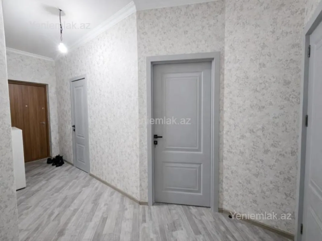 Satılır 3 otaqlı yeni tikili 80 m²