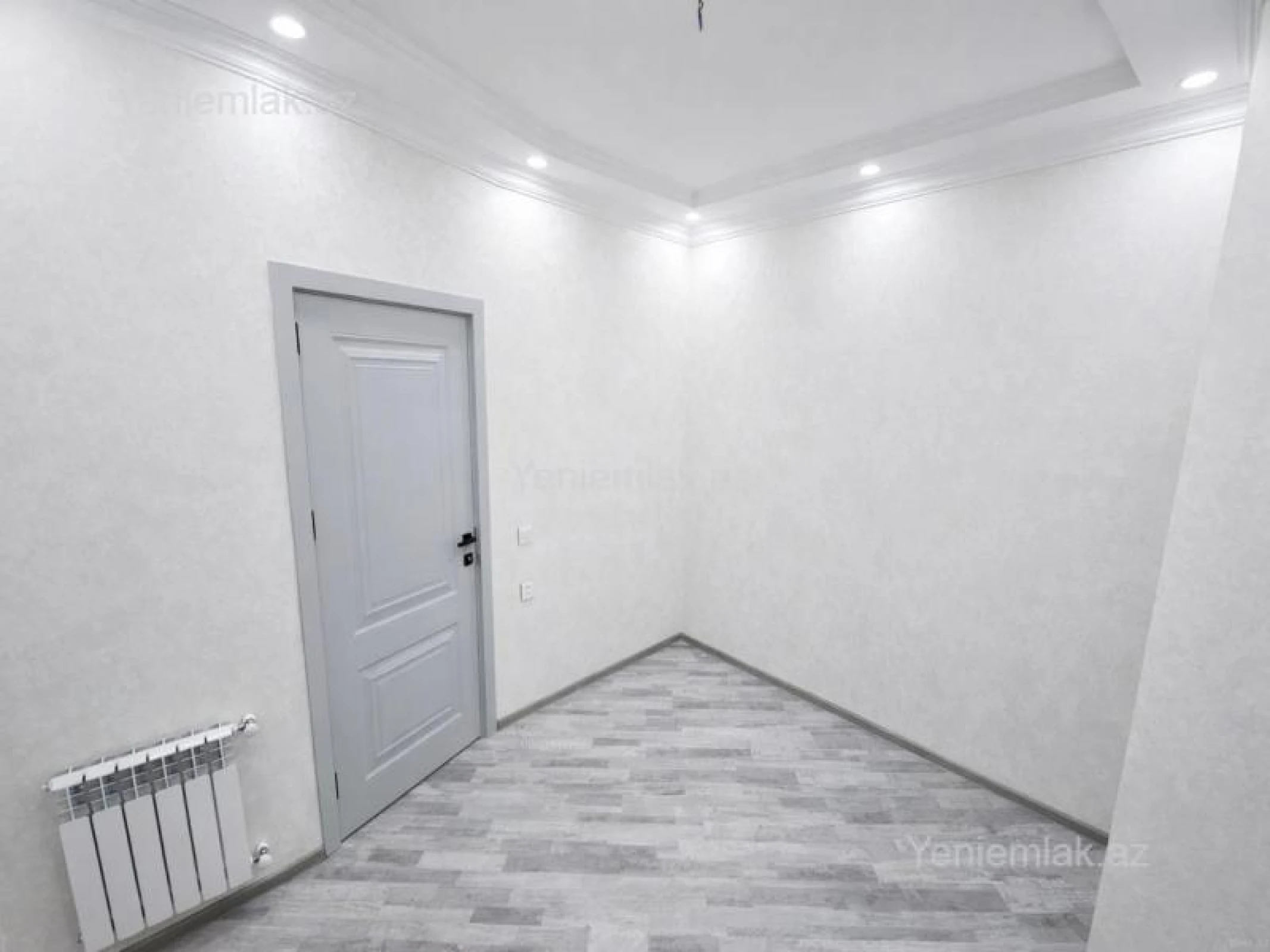 Satılır 3 otaqlı yeni tikili 80 m²