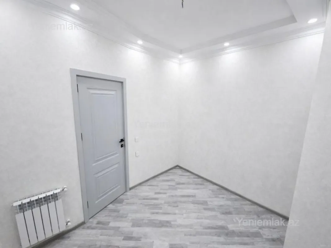 Satılır 3 otaqlı yeni tikili 80 m²