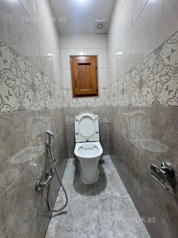 Satılır 2 otaqlı köhnə tikili 60 m²
