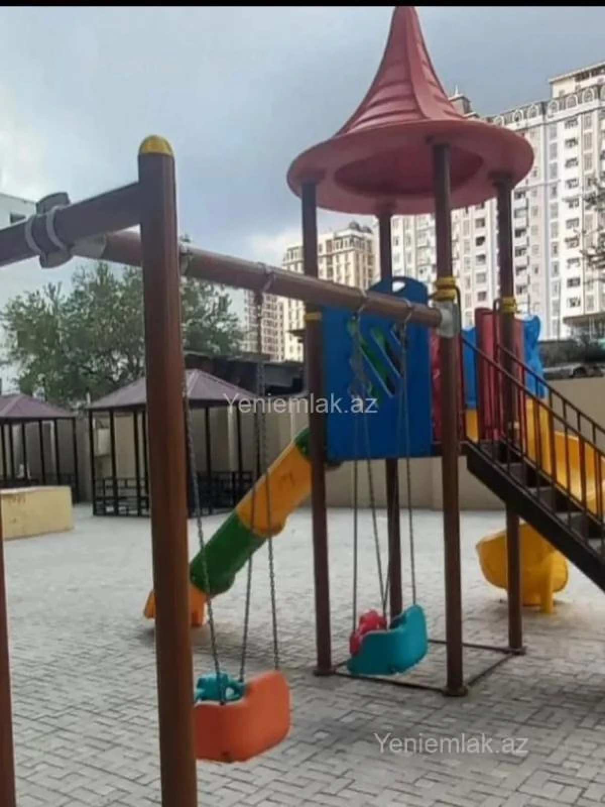 Satılır 3 otaqlı yeni tikili 153 m²