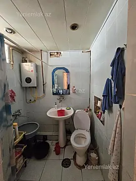 Satılır 3 otaqlı köhnə tikili 70 m²