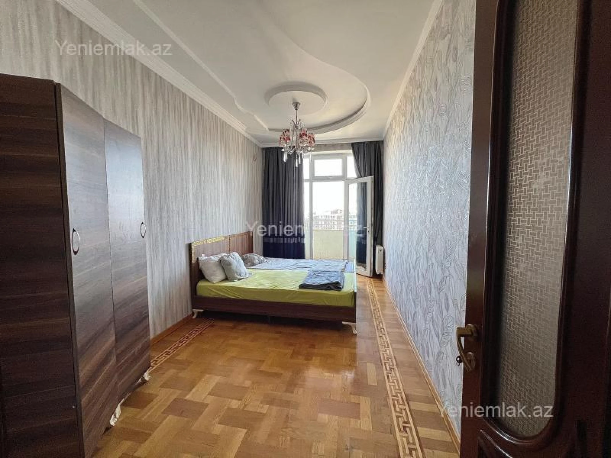 Satılır 4 otaqlı yeni tikili 220 m²
