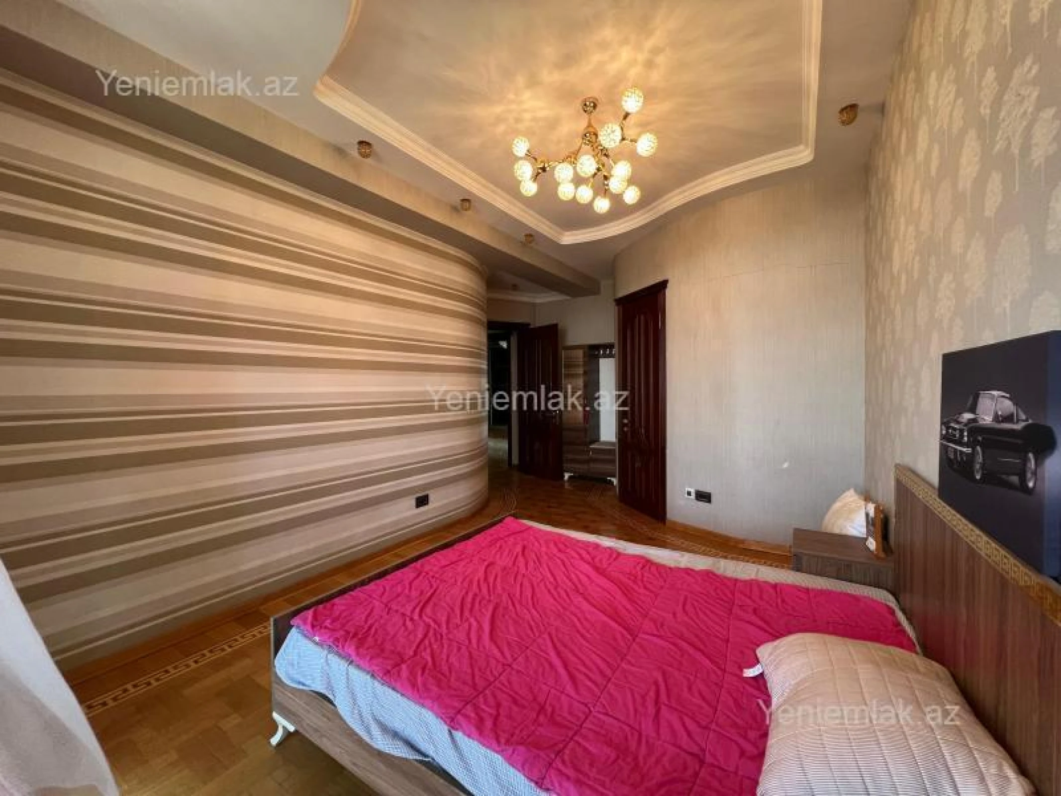 Satılır 4 otaqlı yeni tikili 220 m²