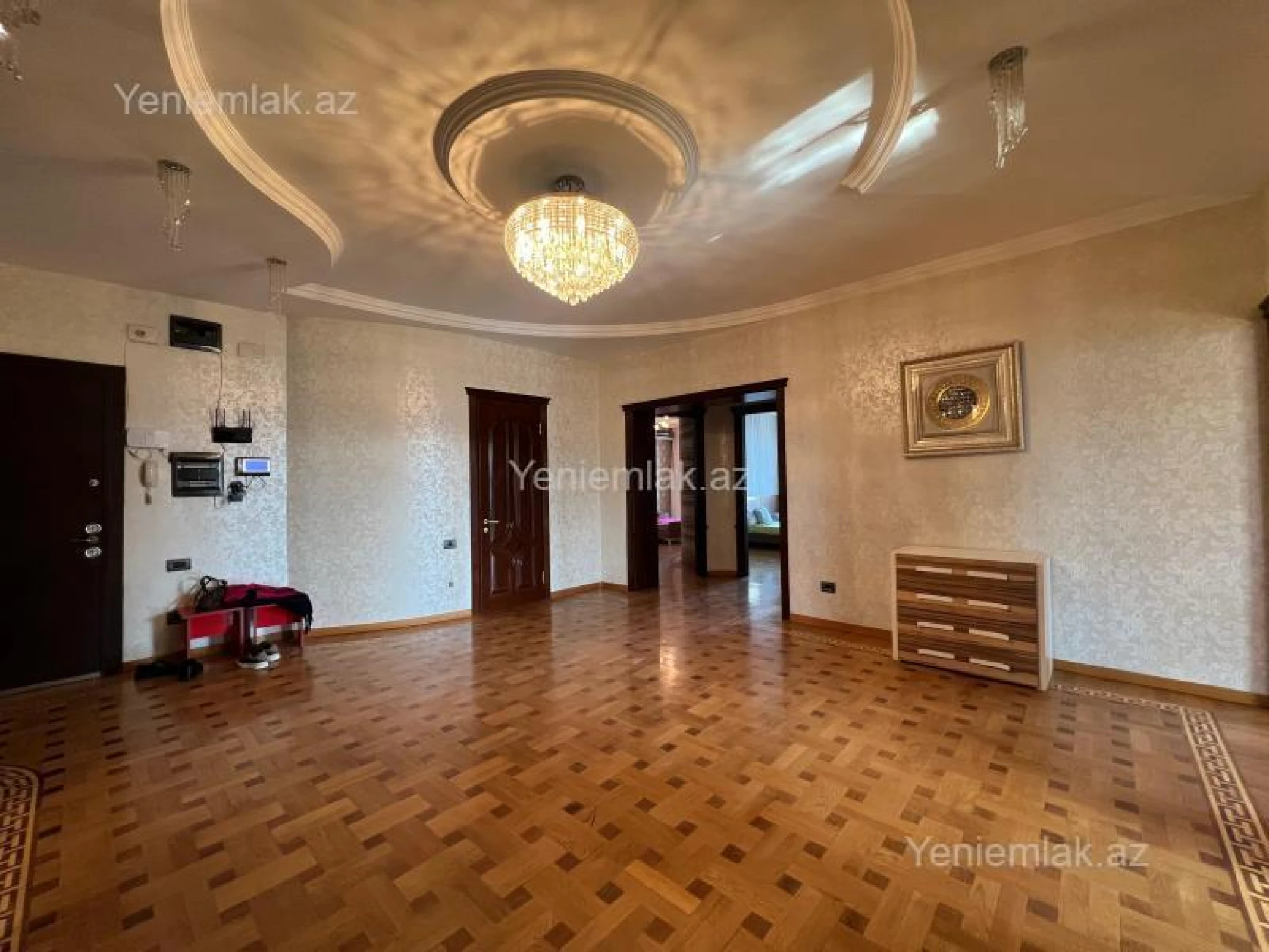 Satılır 4 otaqlı yeni tikili 220 m²