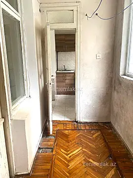 Satılır 2 otaqlı köhnə tikili 45 m²