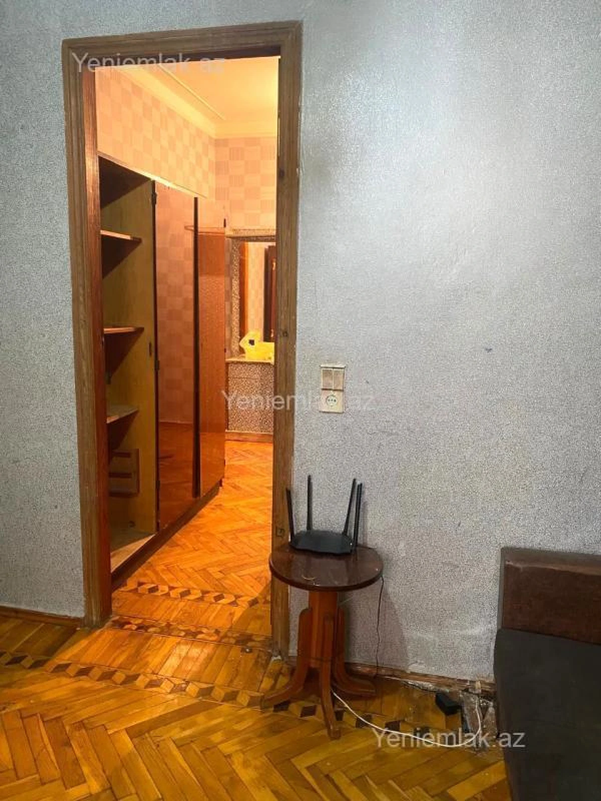 Satılır 2 otaqlı köhnə tikili 45 m²