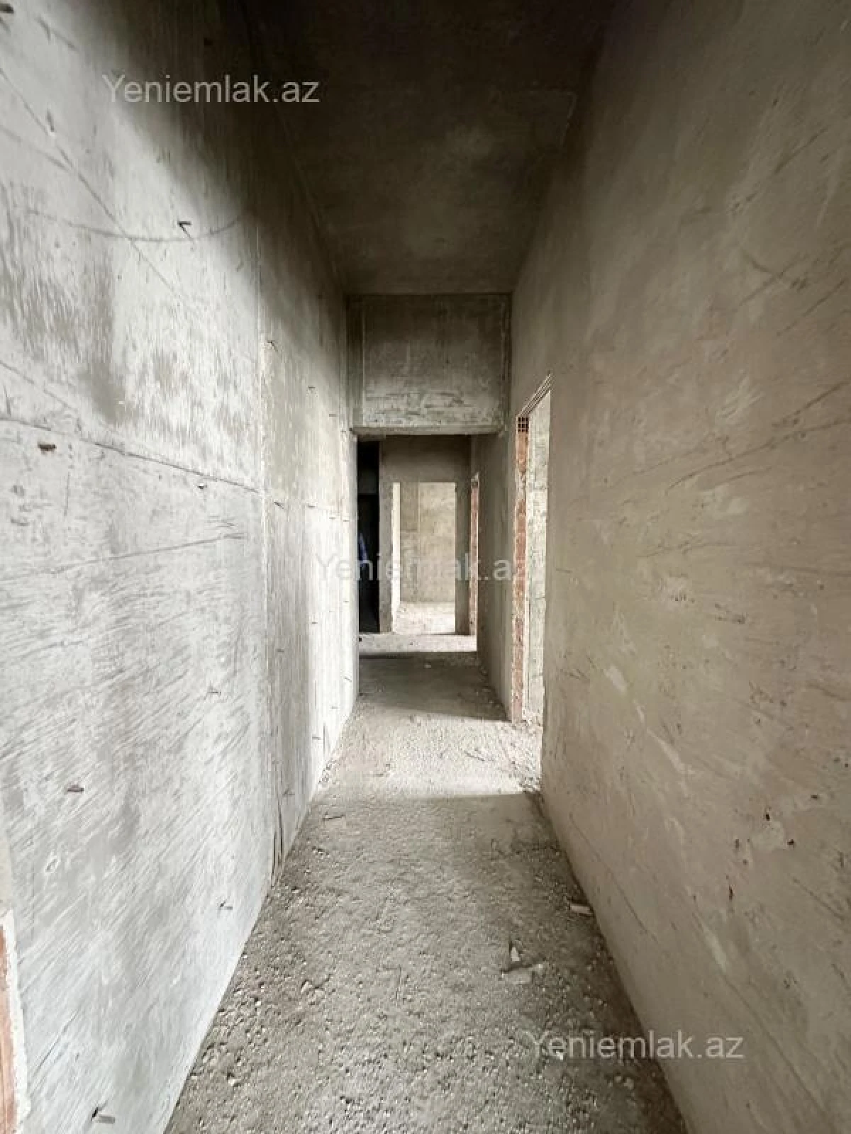 Satılır 3 otaqlı yeni tikili 130 m²