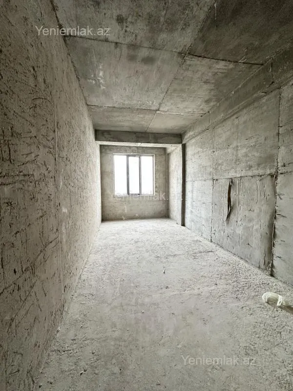 Satılır 3 otaqlı yeni tikili 130 m²