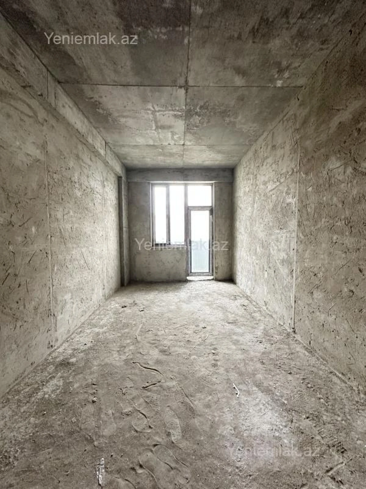 Satılır 3 otaqlı yeni tikili 130 m²