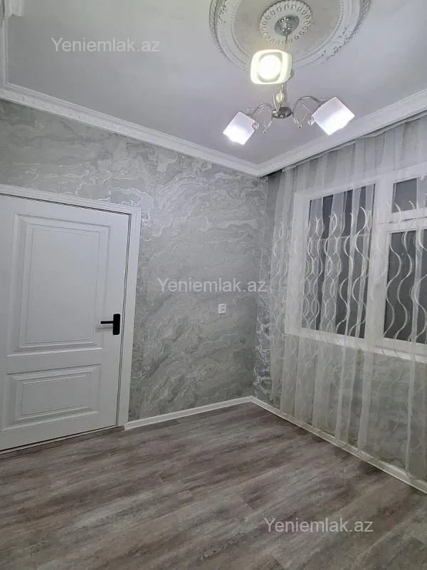 Satılır 2 otaqlı köhnə tikili 35 m²
