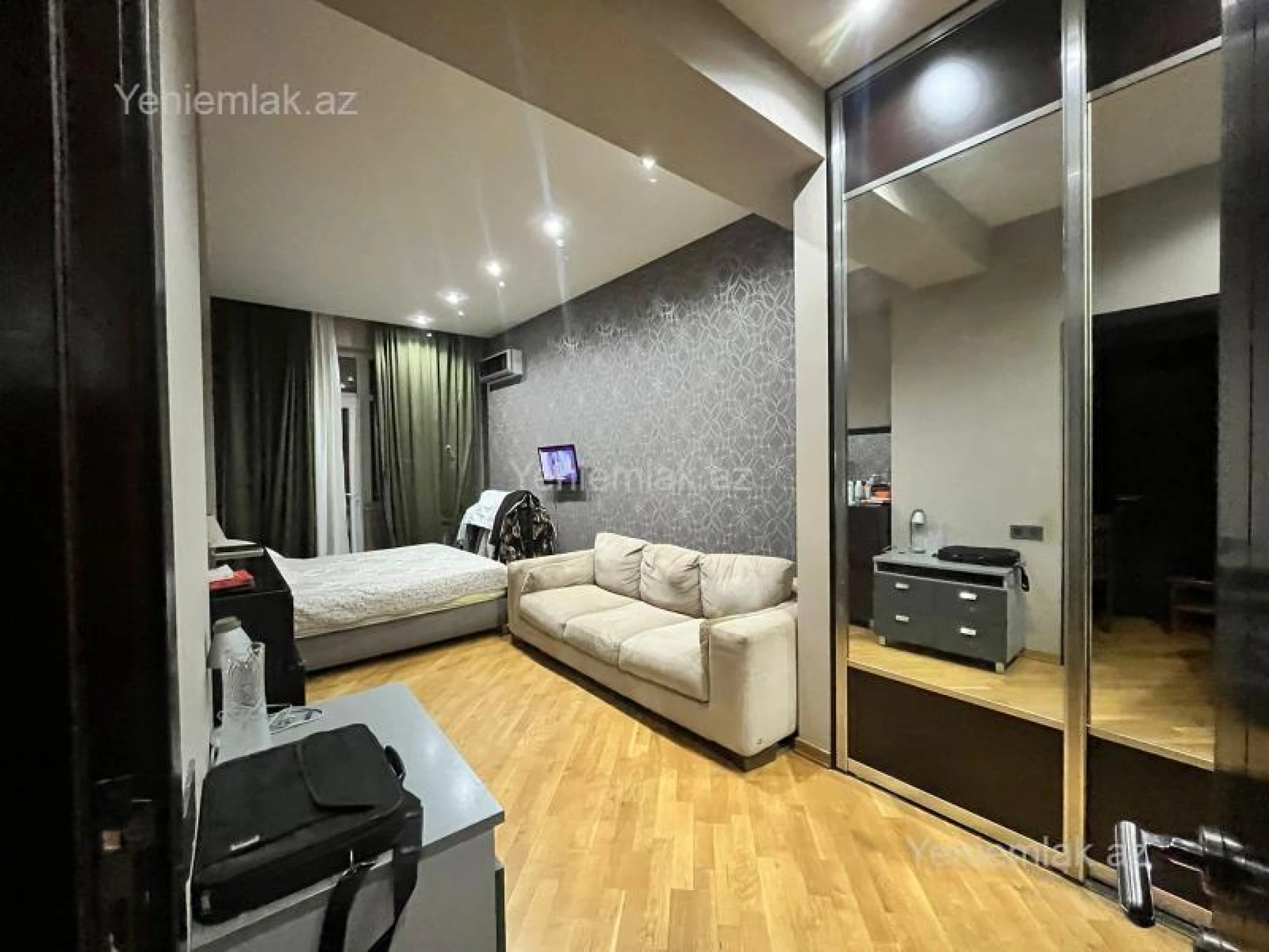 Satılır 3 otaqlı yeni tikili 136 m²