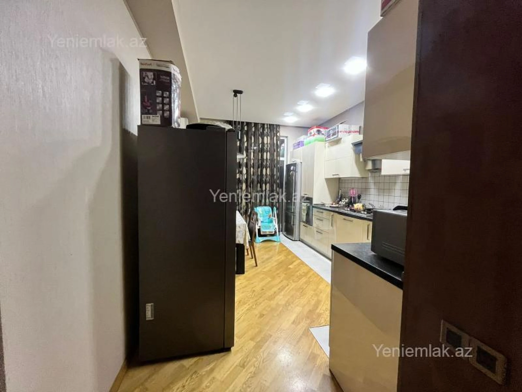 Satılır 3 otaqlı yeni tikili 136 m²