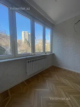 Satılır 3 otaqlı köhnə tikili 75 m²