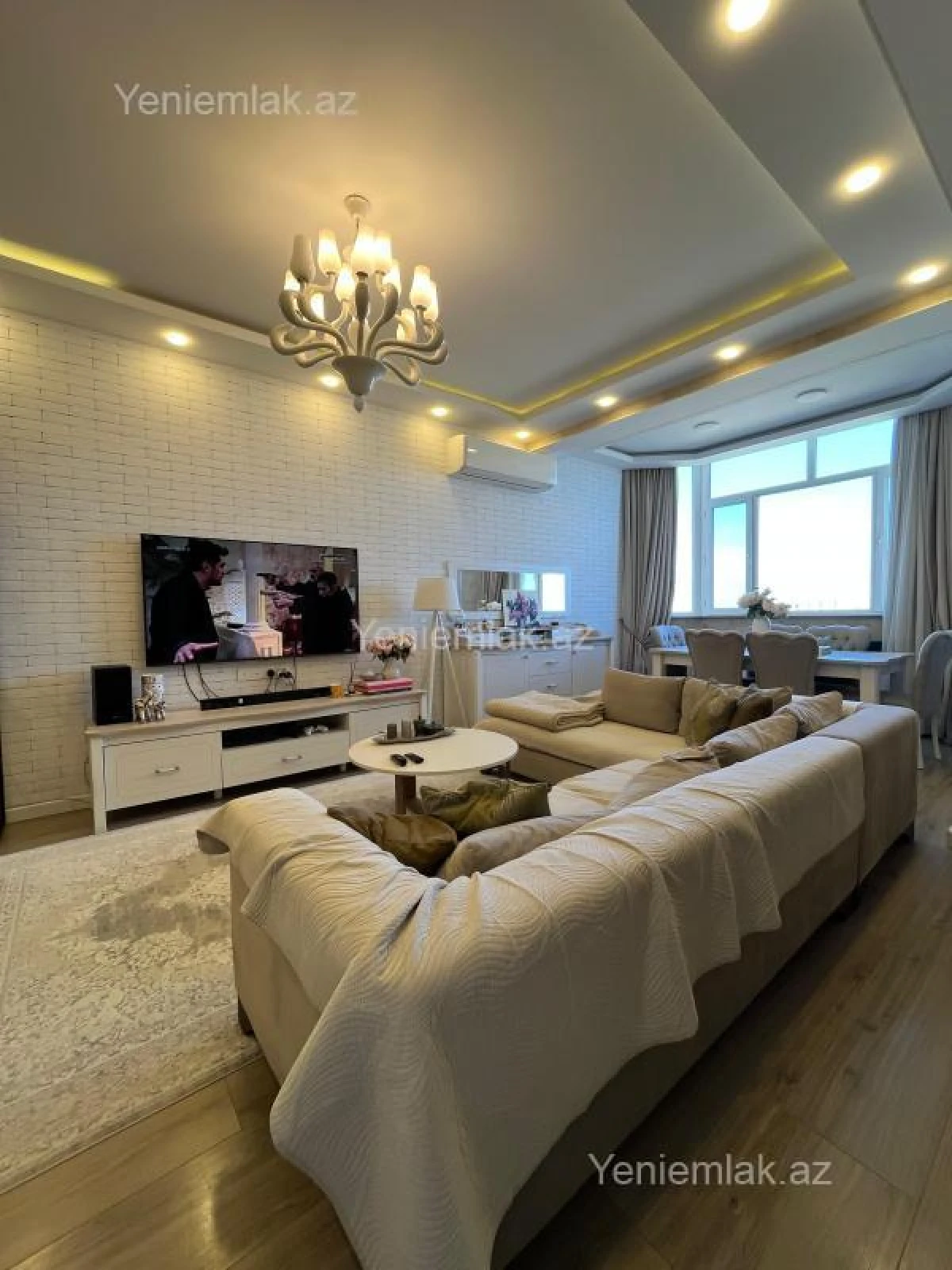 Satılır 4 otaqlı yeni tikili 95 m²