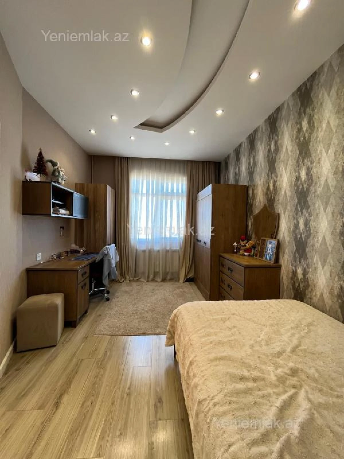 Satılır 4 otaqlı yeni tikili 95 m²