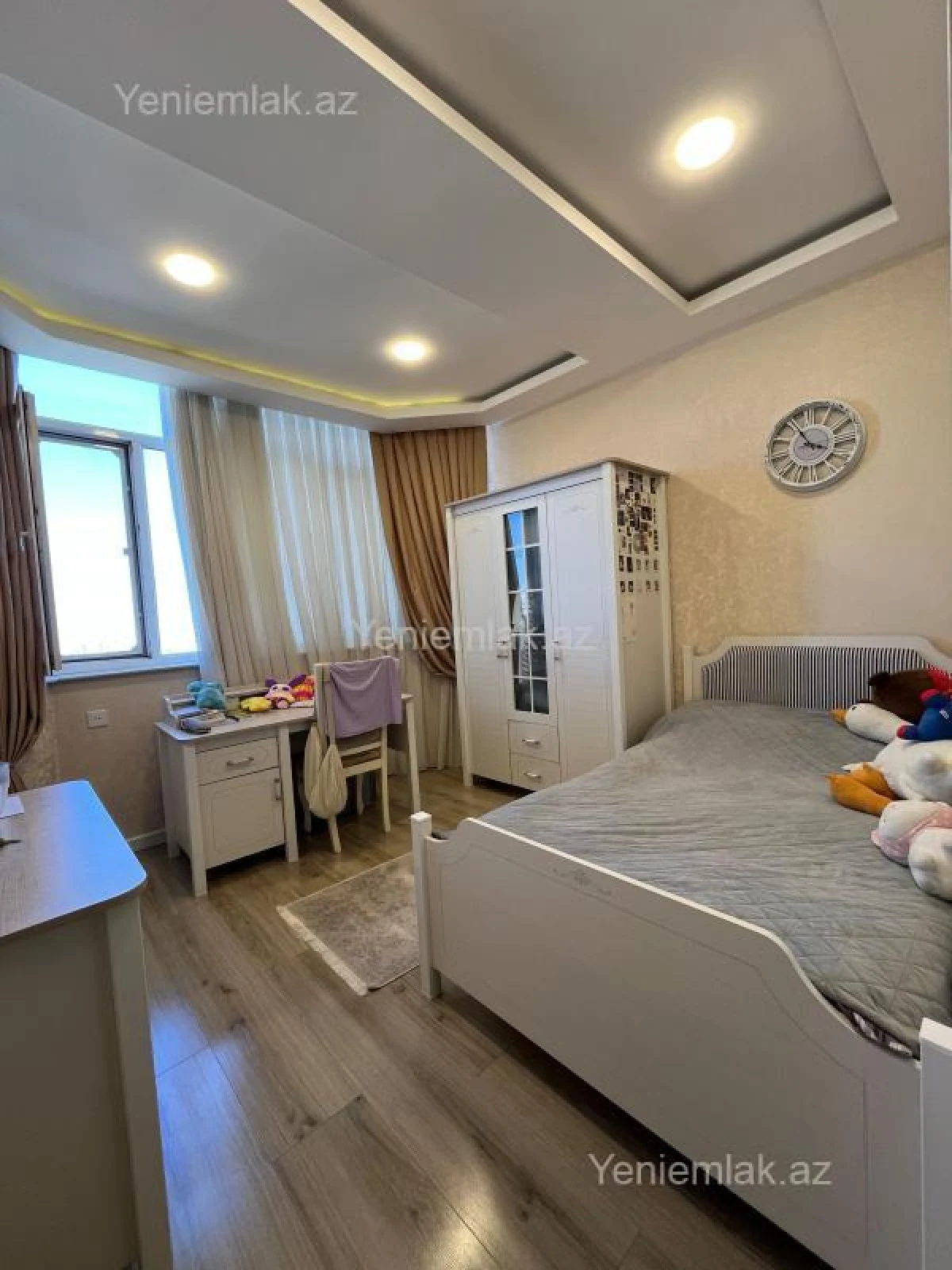 Satılır 4 otaqlı yeni tikili 95 m²
