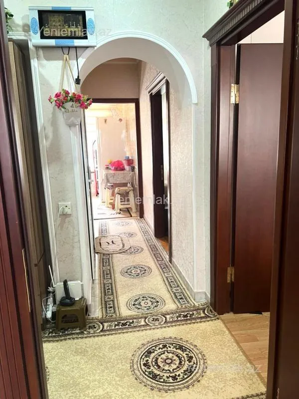 Satılır 3 otaqlı köhnə tikili 85 m²